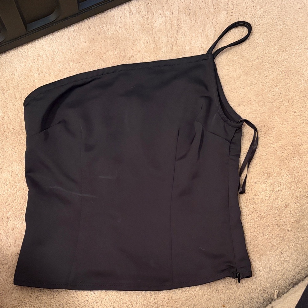 Super down Black One-Shoulder Camisole Top